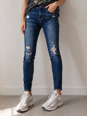 Maurices Skinny Jeans Medium Regular Distressed Stretch Mid Rise Blue Denim M